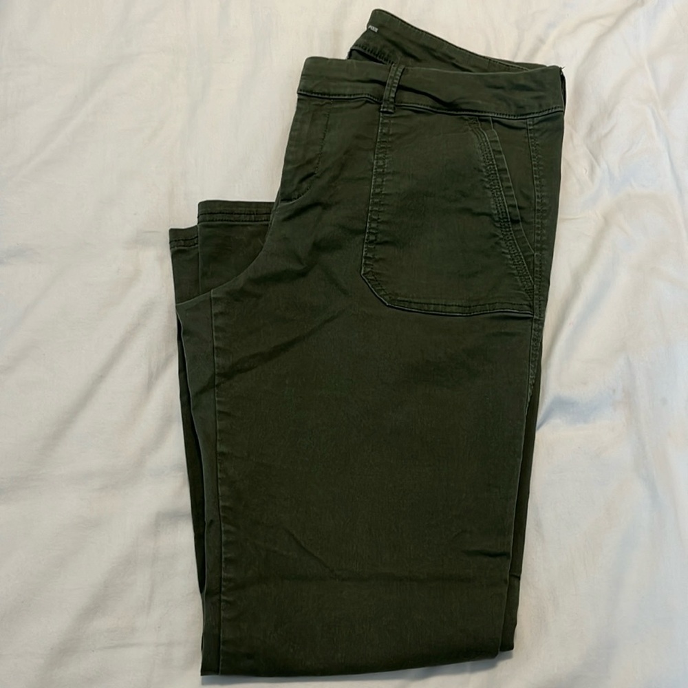 Old Navy Pixie Pant